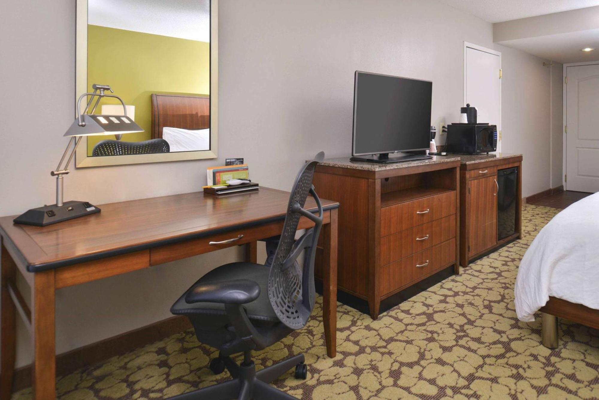 Hilton Garden Inn Indianapolis/Carmel Exteriör bild
