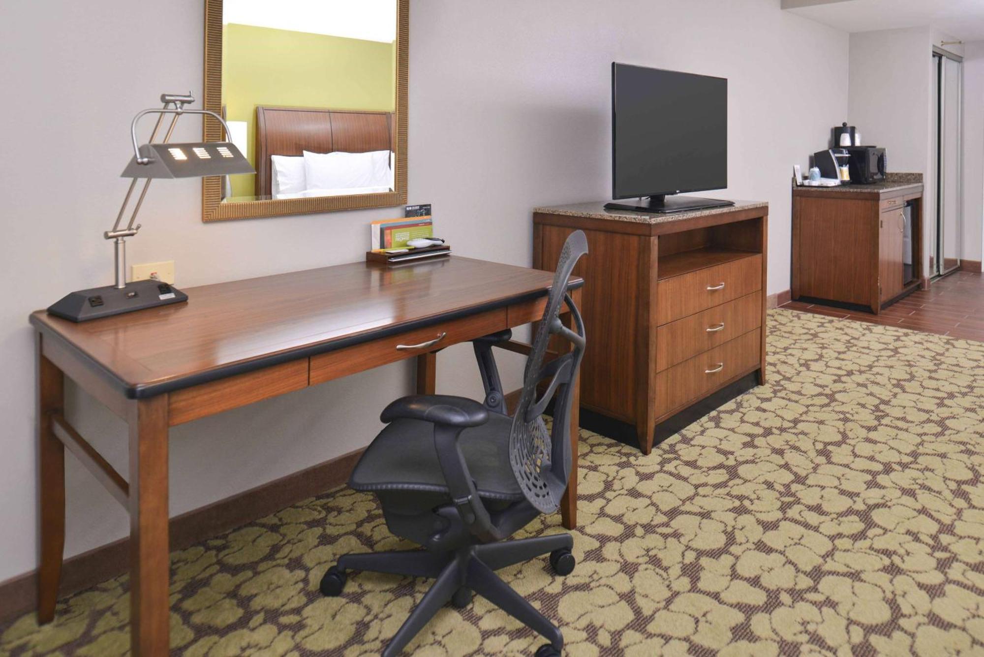 Hilton Garden Inn Indianapolis/Carmel Exteriör bild